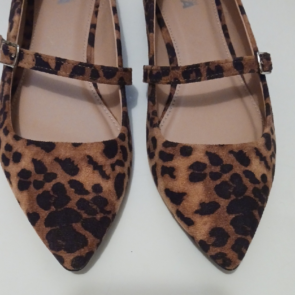 Gorgeous! MIA Fionna Leopard Print Maryjane Flat Shoe 9.5 ⚜️🐆⚜️ - Picture 5 of 8